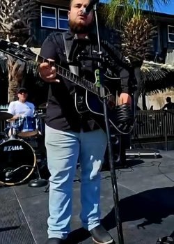 574602983_122260031516171135_1626758874393380645_n